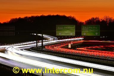 072_Z8M4625_01_01_2572